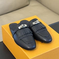 Louis Vuitton Slippers